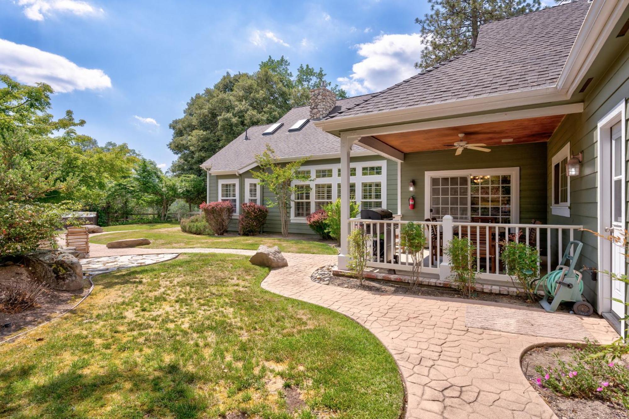 Emerald Escape 50 Acres W/Hot Tub, Game Room Oakhurst Exterior foto